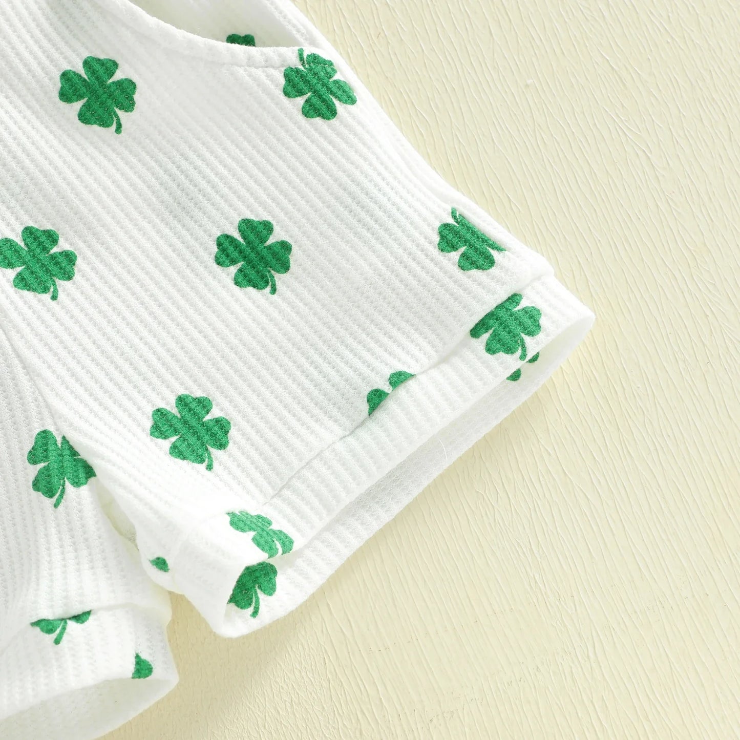 LUCKY CLOVER Waffle Knit Outfit