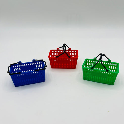 Plastic Shopping Basket - 1/12 Scale Dollhouse Miniature