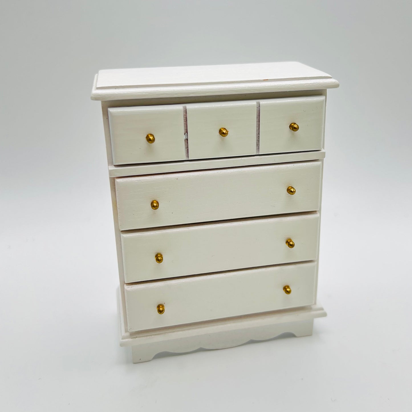 Chest of Drawers - White 4-Drawer - 1/12 Scale Dollhouse Miniature (Copy)