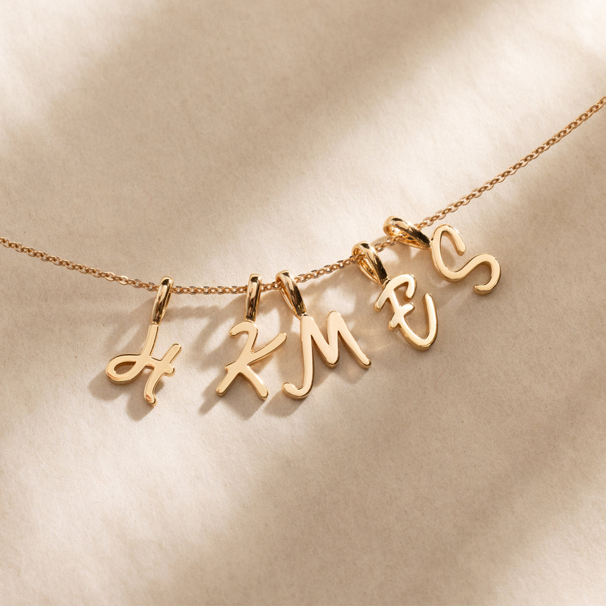 Script Initial H Charm