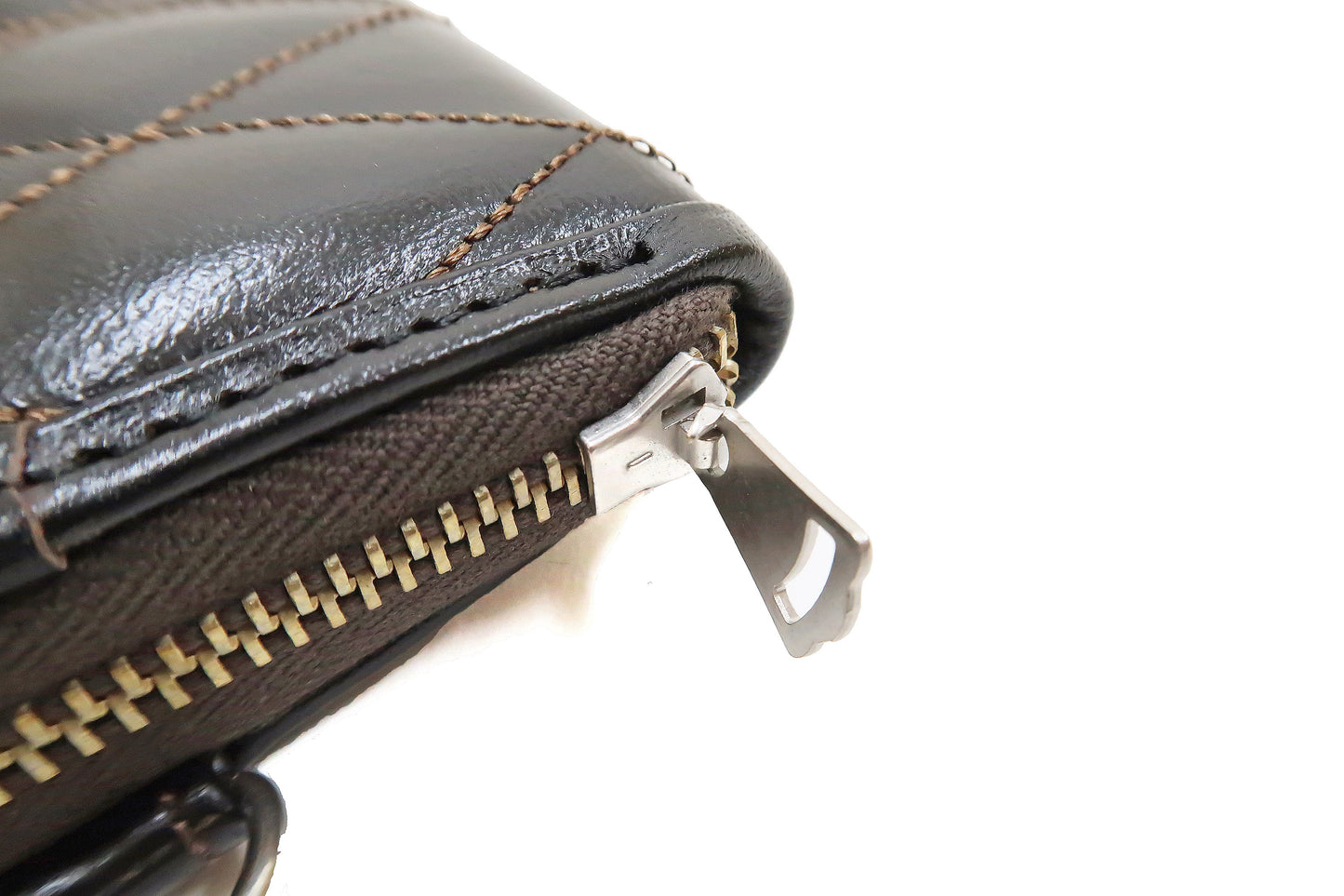 TOYS McCOY Zip-Around Long Leather Wallet Men's Casual Quilted Horsehide Leather Wallet with Three-Sided Zip TMA2506 050 Brown